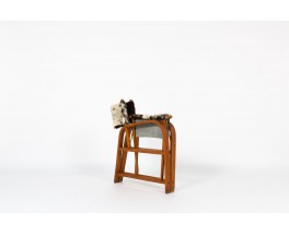 Fauteuil pliant hêtre et assise peau de vache 1950