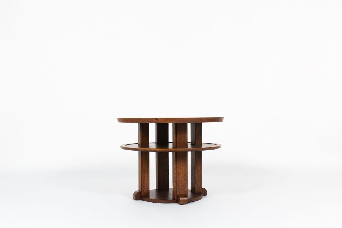 Round oak pedestal table Art Deco design 1930