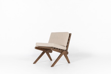 Chauffeuse ciseaux en pin et coussin lin naturel Maison Thevenon 1950