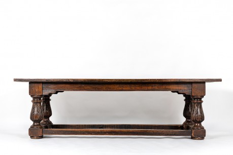 Console table very large model in oak Spanish design 18th century