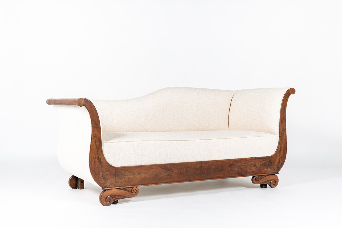 Louis Philippe day bed in walnut and Maison Thevenon fabric 1900
