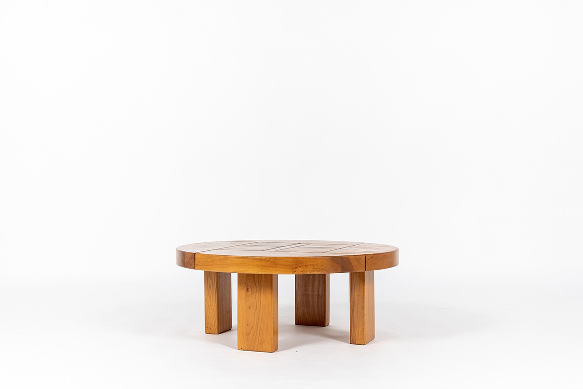 Round coffee table in elm edition Maison Regain 1980