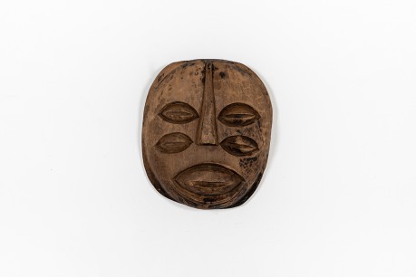 Wall mask African brutalist design 1950