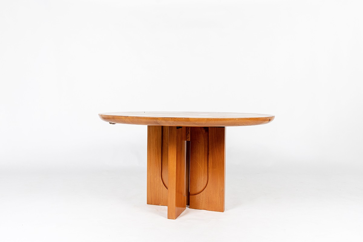 Luigi Gorgoni round dining table in elm edition Roche Bobois 1980
