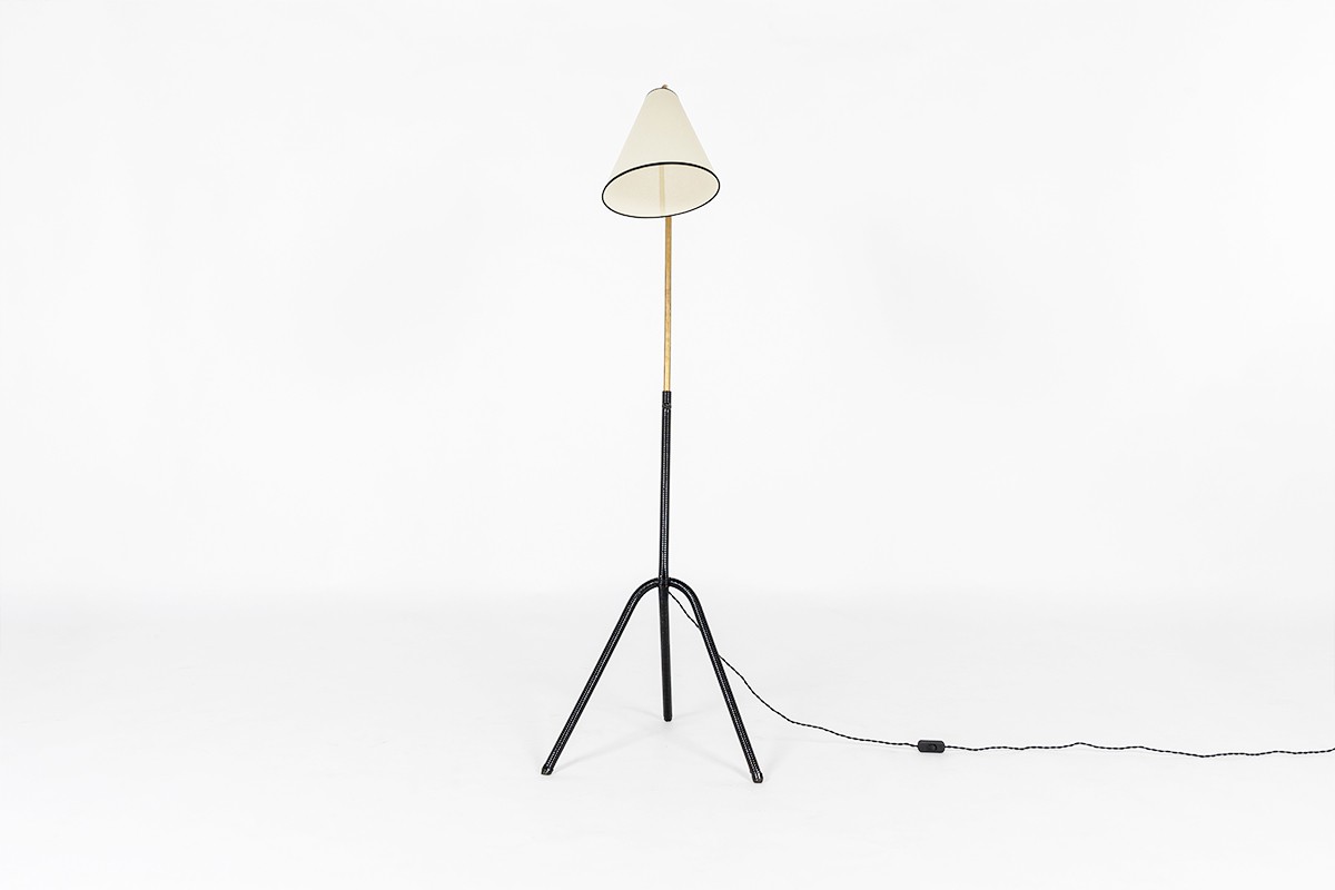 Tripod floor lamp rounded black metal arm black and beige lampshade minimalist design 1950