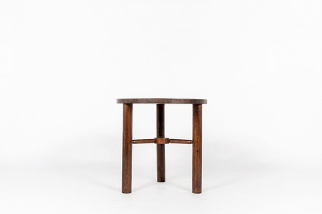Tripod pedestal table in walnut 1950