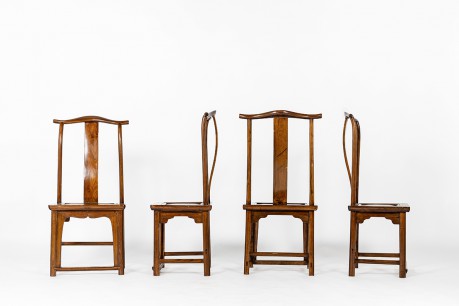 Chaises modèle Bonnet de Lettré en orme design chinois 1900 set de 4