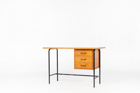 Bureau en métal noir et placage de chêne 1950
