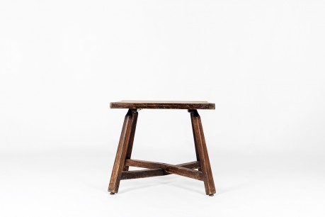 Table de repas carrée petit modèle en pin 1950