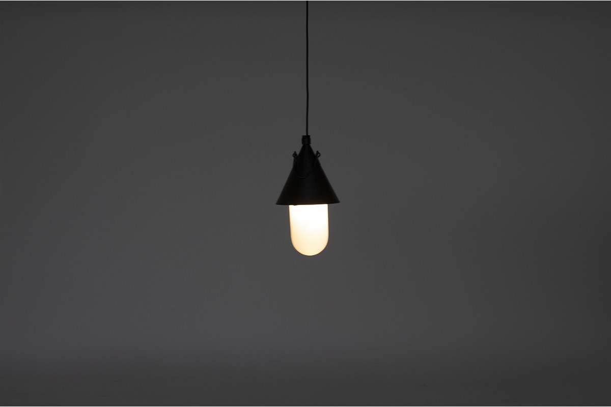 Pendant light in metal and opaline edition Siemens 1930