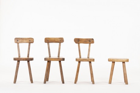 Ensemble chaises et tabouret en orme design chalet 1950