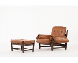 Fauteuil et repose-pieds Sergio Rodrigues modèle Mole en jacaranda et cuir marron 1957