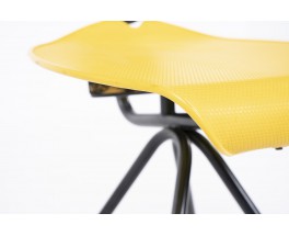 Chaise Carlo Forcolini modèle Miro métal noir jaune édition Alias 1989