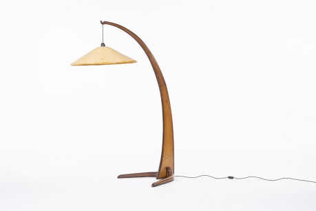 Lampadaire en bois et abat-jour rotin design italien 1950
