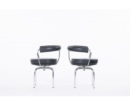 Fauteuils Charlotte Perriand modèle LC7 chrome et cuir noir édition Cassina 1970