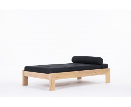 Daybed petit modèle en orme et tissu lin noir 1980