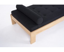 Daybed petit modèle en orme et tissu lin noir 1980