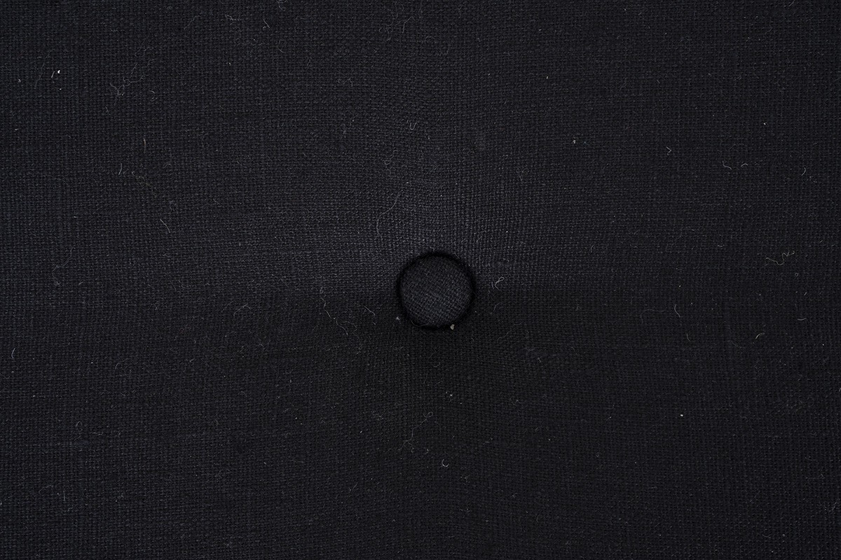 Daybed petit modèle en orme et tissu lin noir 1980