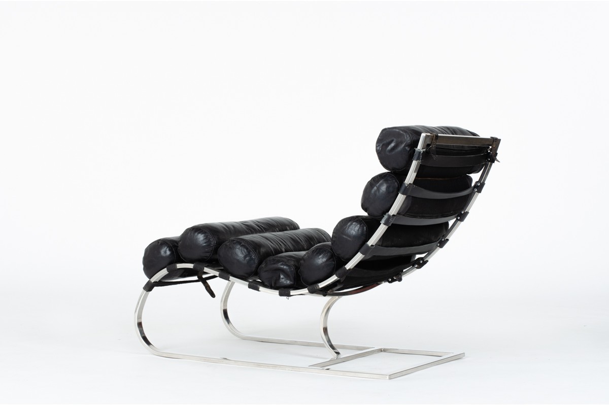 Lounge chair in chrome and black leather 1970