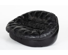 Sofa in black leather 1970