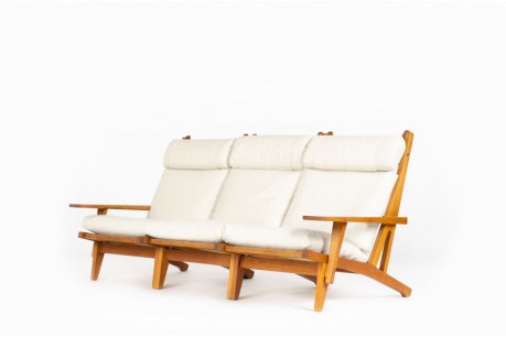 Canapé Hans Wegner modèle Ge 375 édition Getama 1960