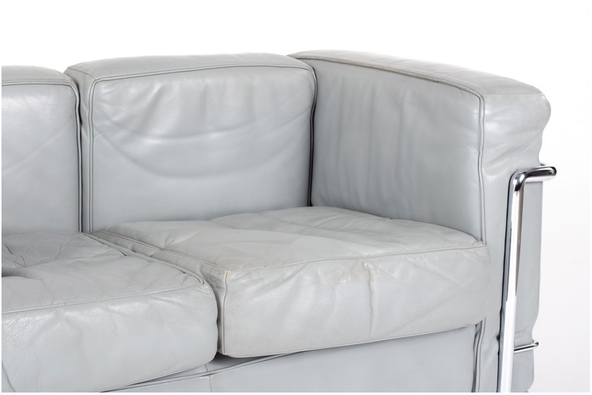 Le Corbusier sofa model LC2 in leather edition Cassina 1970