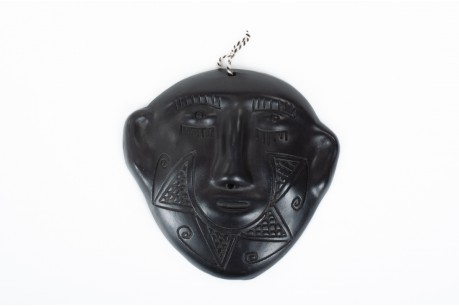 Masque africain en céramique noire 1950