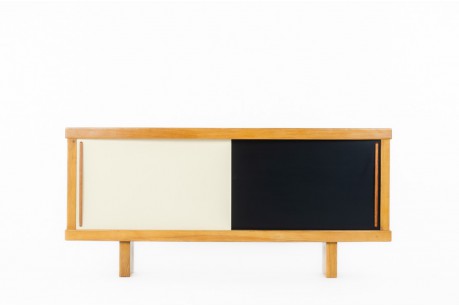 Sideboard model Thyra 2 doors oak and lacquer Collection Galerie44