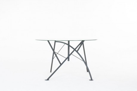 Philippe Starck dining table model Dole Mélipone edition Driade 1980