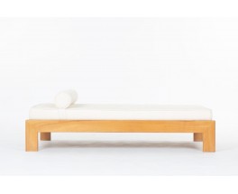 Daybed en orme avec tissu bouclette beige édition Maison Regain 1980