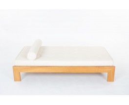 Daybed en orme avec tissu bouclette beige édition Maison Regain 1980