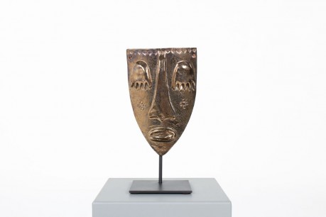 Masque en céramique irisée 1960