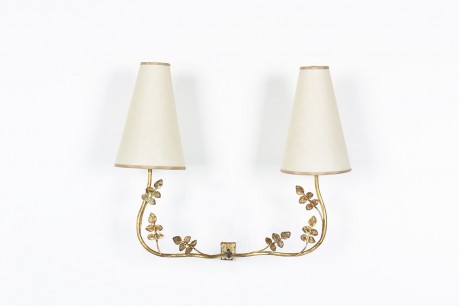 Wall lamp in brass and high beige lampshade 1950