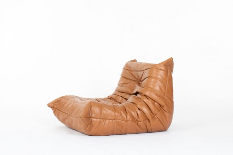 Fauteuil Michel Ducaroy modèle Togo en cuir édition Ligne Roset 1970