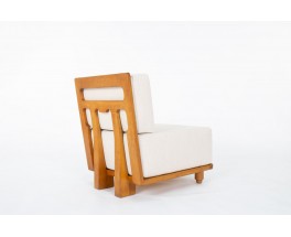 Paire de chauffeuses Guillerme et Chambron – Chêne et tissu beige, édition Votre Maison 1950