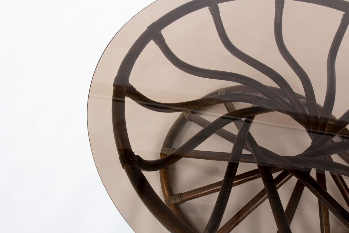 Table basse Bernard Govin modèle rond en bambou et verre édition Eguizier 1976